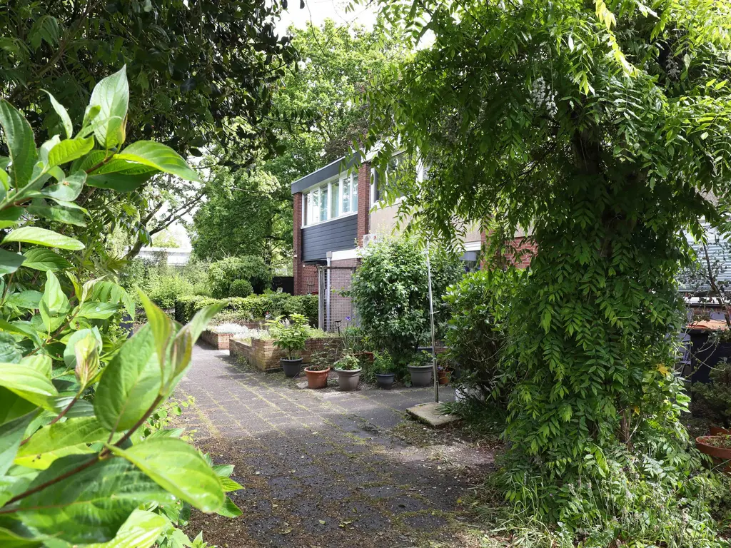 Fluitekamp 8, HOOGLAND