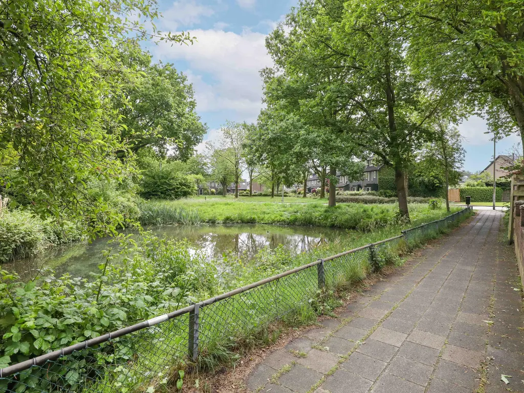 Fluitekamp 8, HOOGLAND