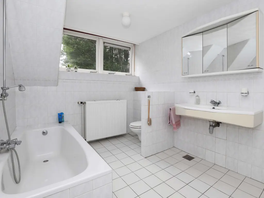 Zadelmakerstraat 13, HOOGLAND
