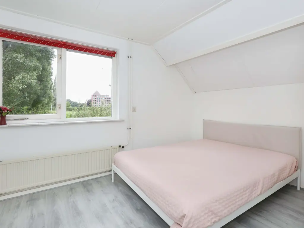 Zadelmakerstraat 13, HOOGLAND