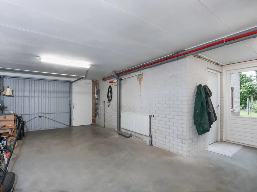 Zadelmakerstraat 13, HOOGLAND