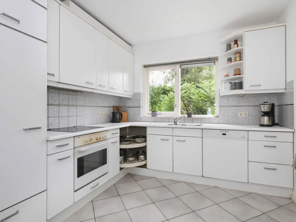 Zadelmakerstraat 13, HOOGLAND