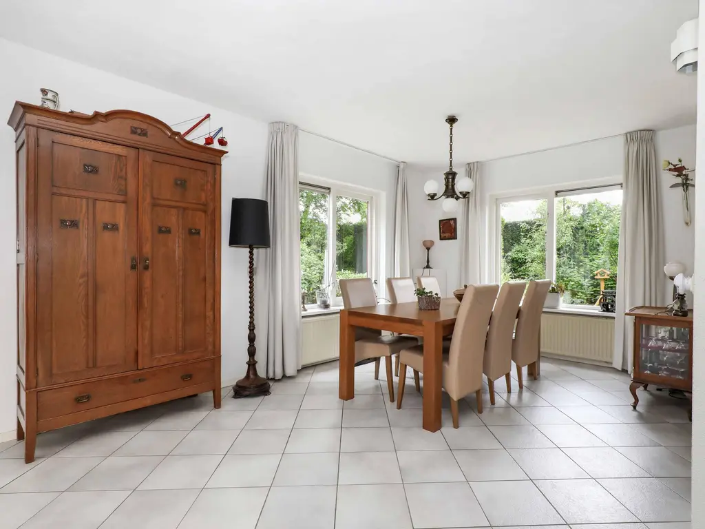 Zadelmakerstraat 13, HOOGLAND