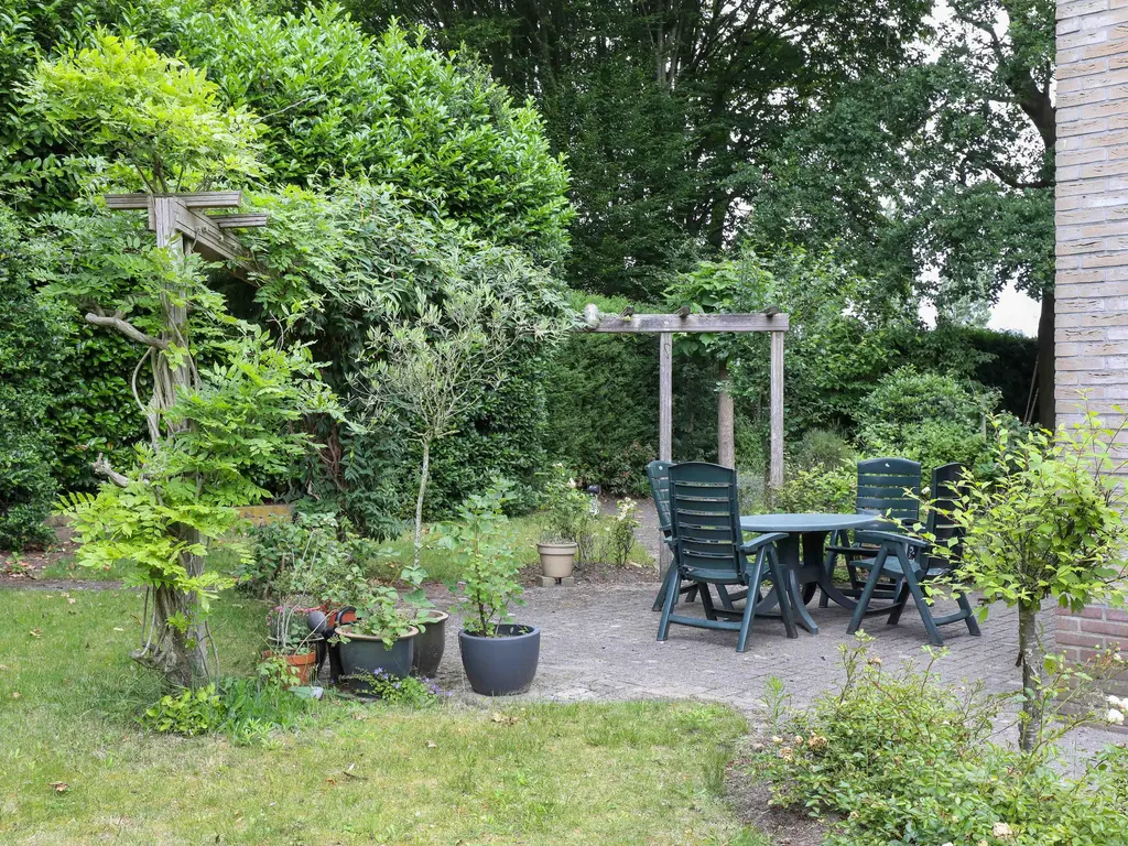 Zadelmakerstraat 13, HOOGLAND