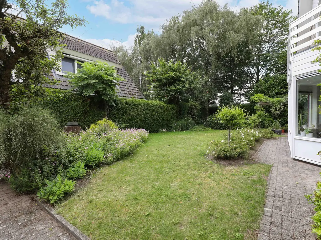 Zadelmakerstraat 13, HOOGLAND
