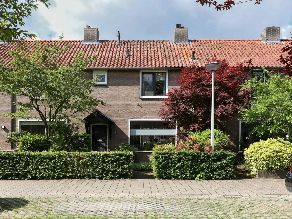 Plataanweg 32, HOOGLAND
