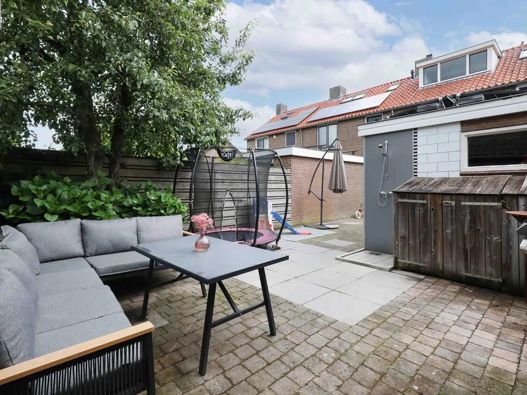 Plataanweg 32, HOOGLAND