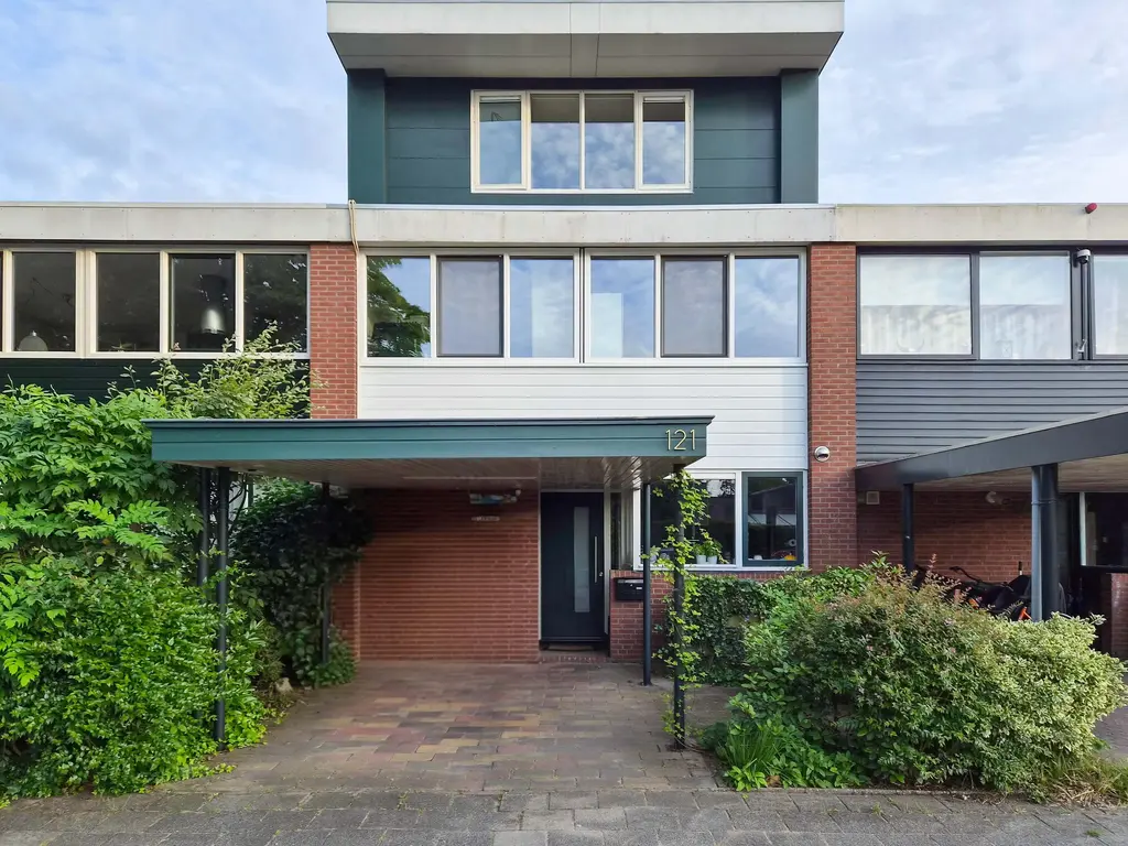 Kolkrijst 121, HOOGLAND