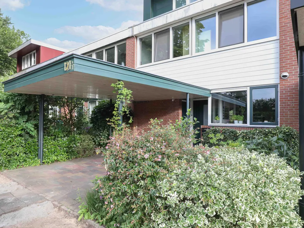 Kolkrijst 121, HOOGLAND