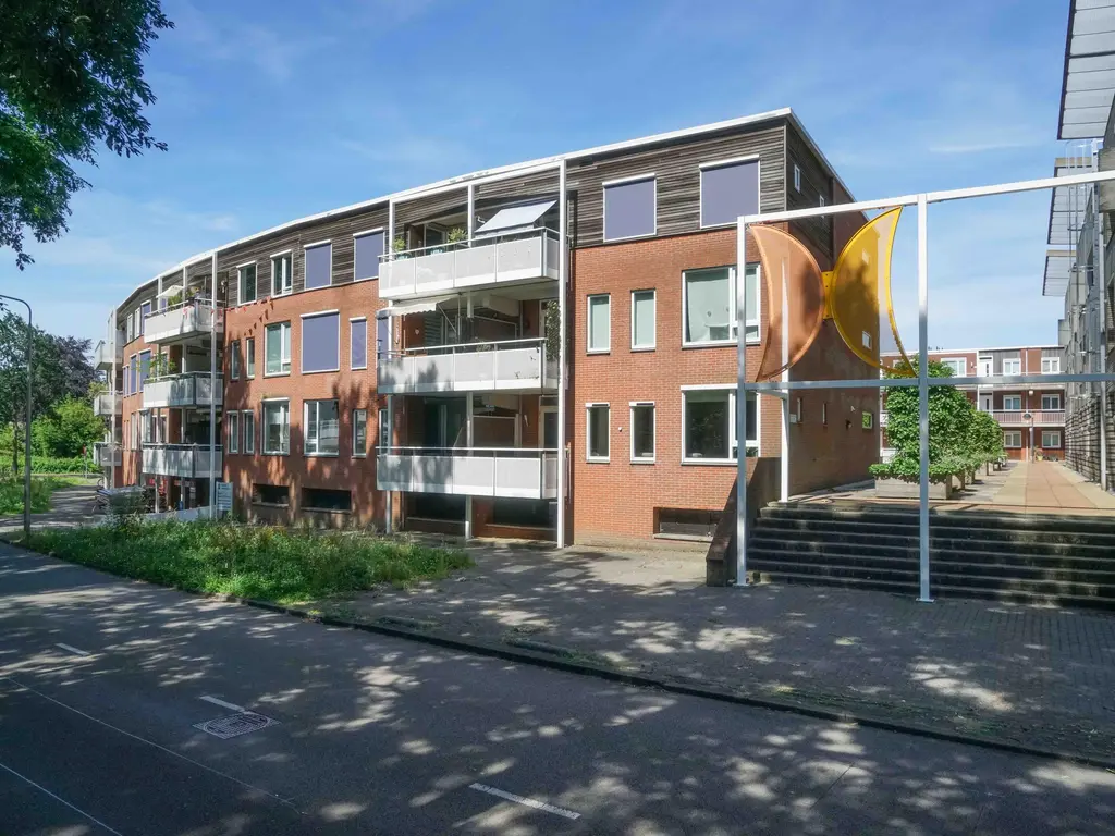 Sara Burgerhartsingel 301, AMERSFOORT