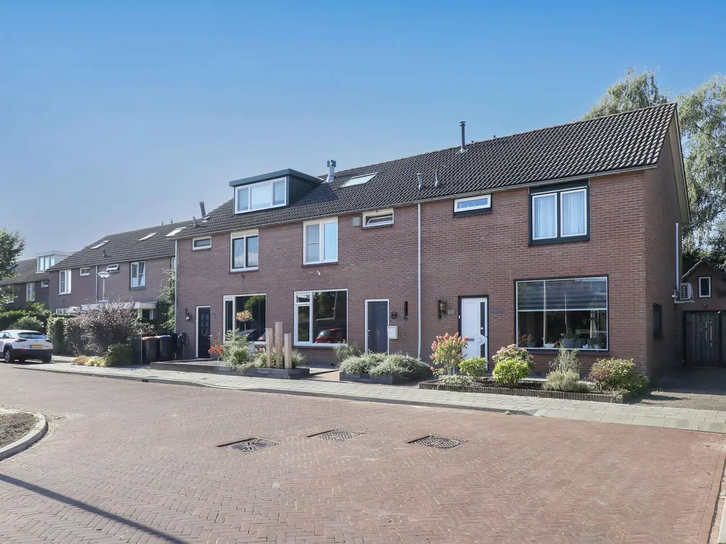Bosserdijk 25, HOOGLAND