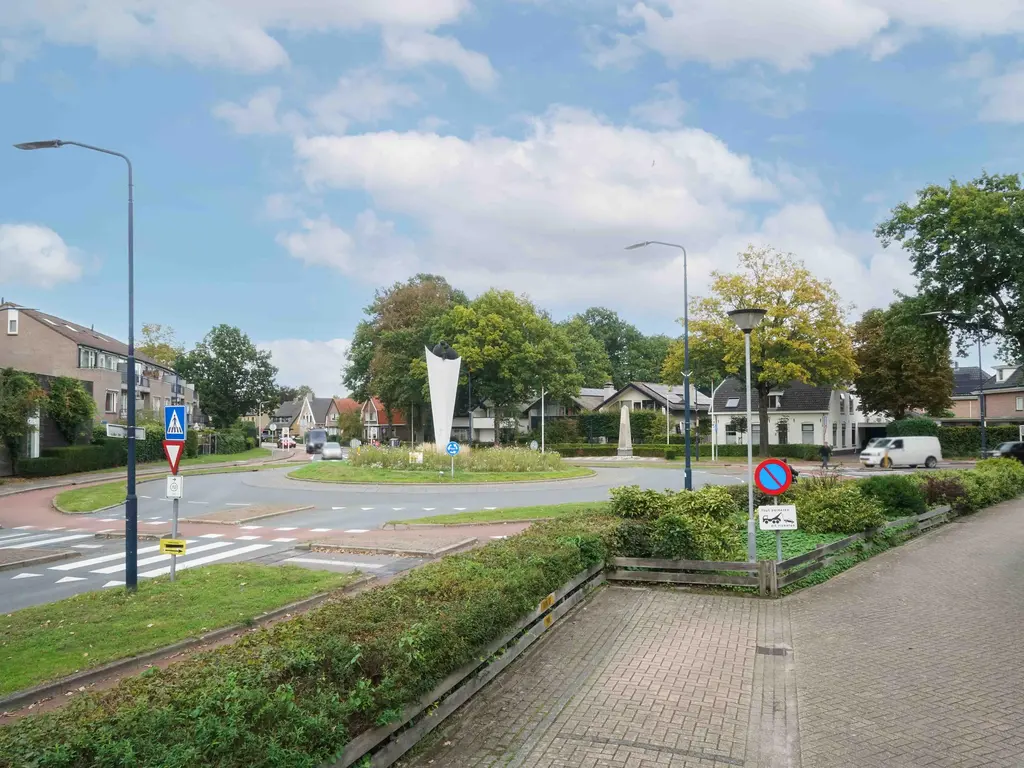 Van Boetzelaerlaan 34, HOOGLAND