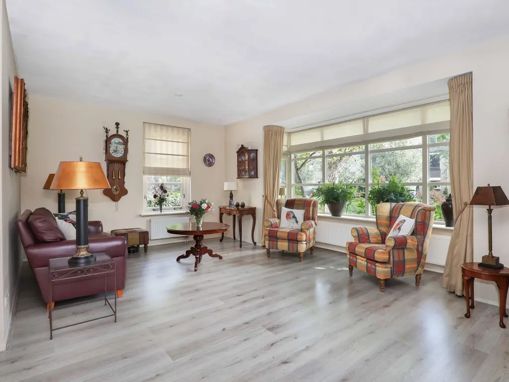 Houtsnijderpad 12, HOOGLAND
