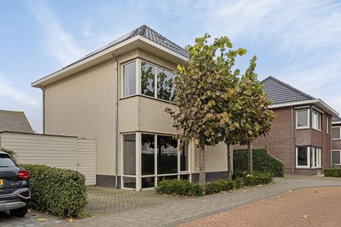 Achter de Hoven 2a