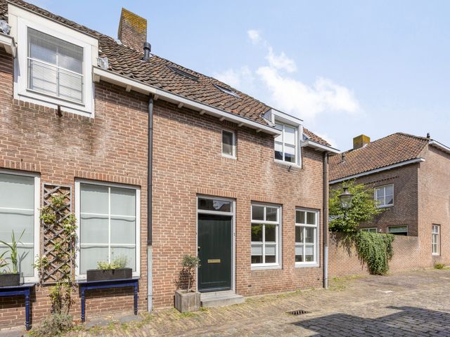 Foto van Zustersteeg 2