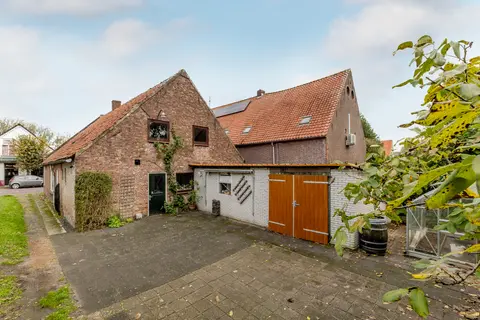 Hoogeinde 12