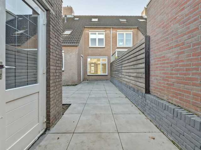 Foto van Burgemeester Teijssenlaan 25