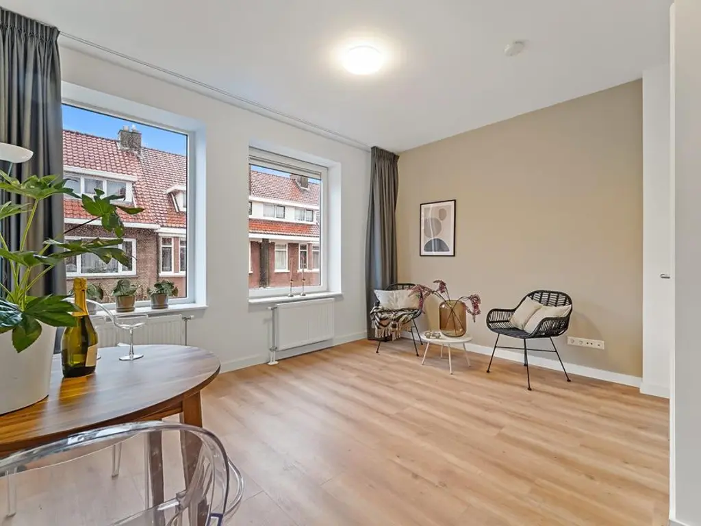 Miquelstraat 116, 'S-GRAVENHAGE