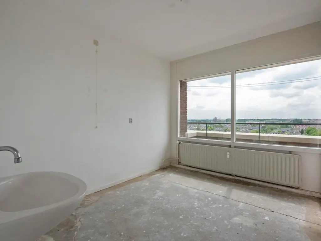 Laan van Ouderzorg 82, LEIDERDORP