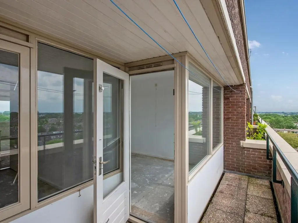 Laan van Ouderzorg 82, LEIDERDORP