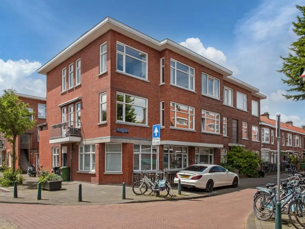 Elise van Calcarstraat 53, 'S-GRAVENHAGE