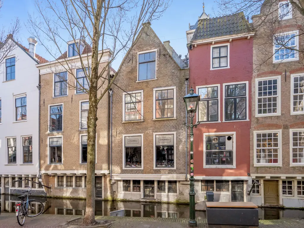 Markt 8A, DELFT