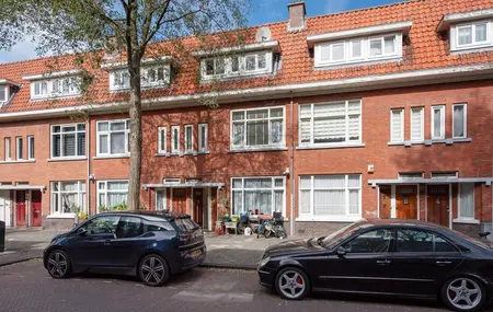 Marktweg 275, 'S-GRAVENHAGE