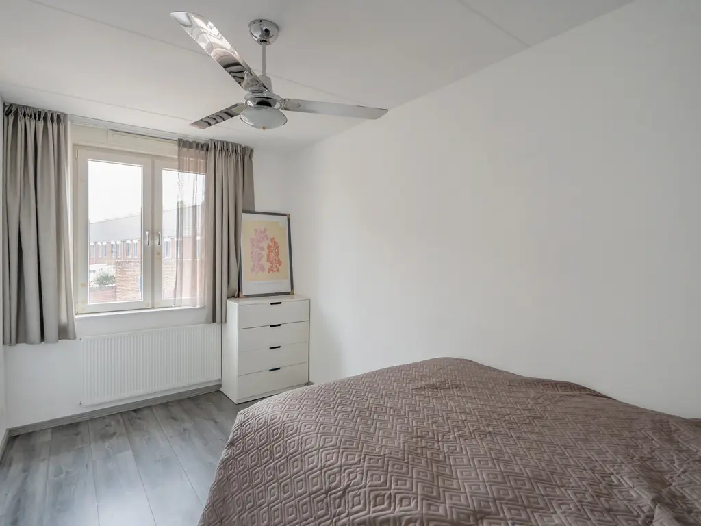 Abraham van Beyerenstraat 115, 'S-GRAVENHAGE