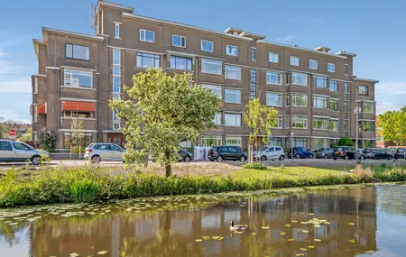 Aronskelkweg 52C, 'S-GRAVENHAGE