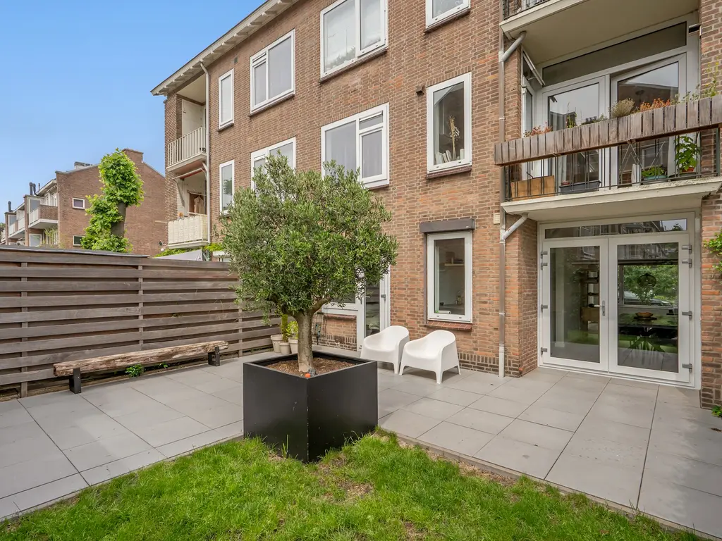 Rembrandtkade 74, RIJSWIJK