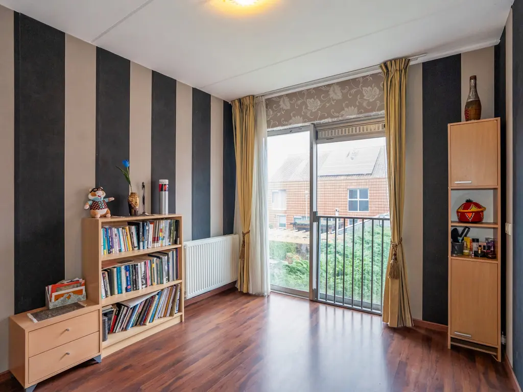Stiemensvaart 41, 'S-GRAVENHAGE