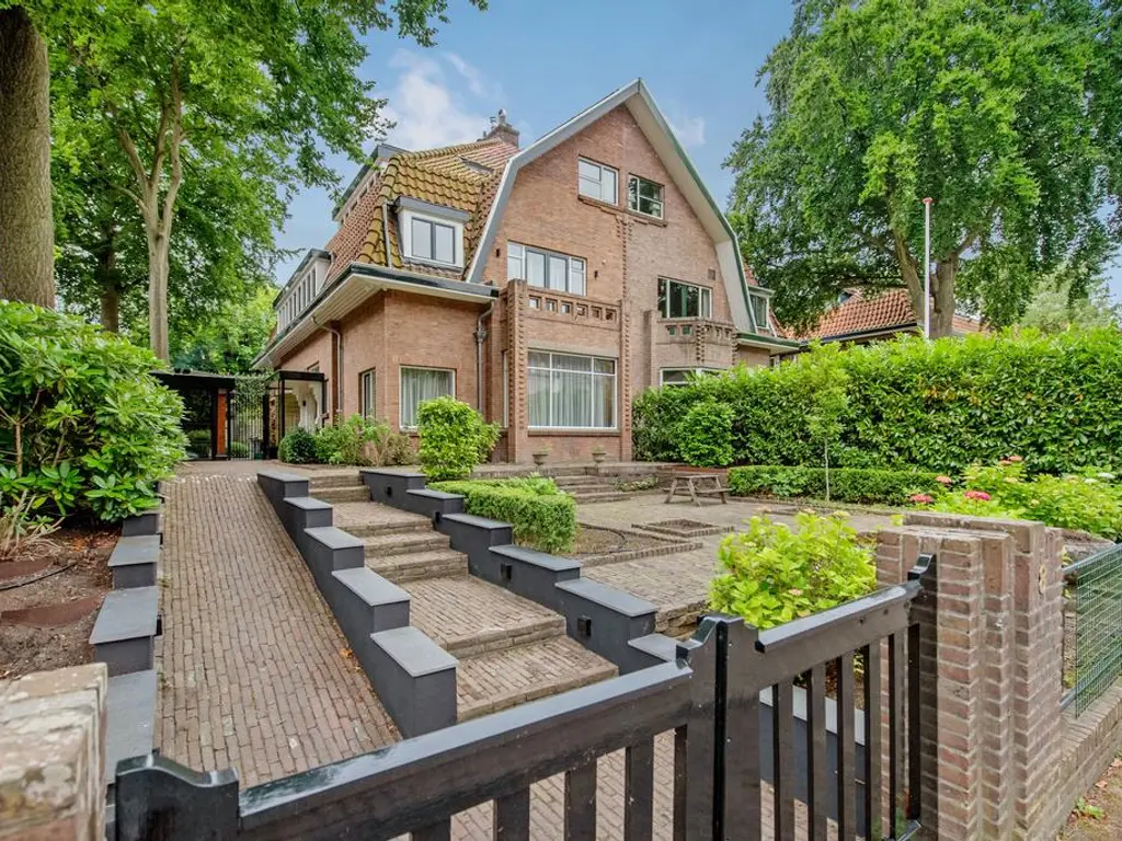Van Bommellaan 8, WASSENAAR