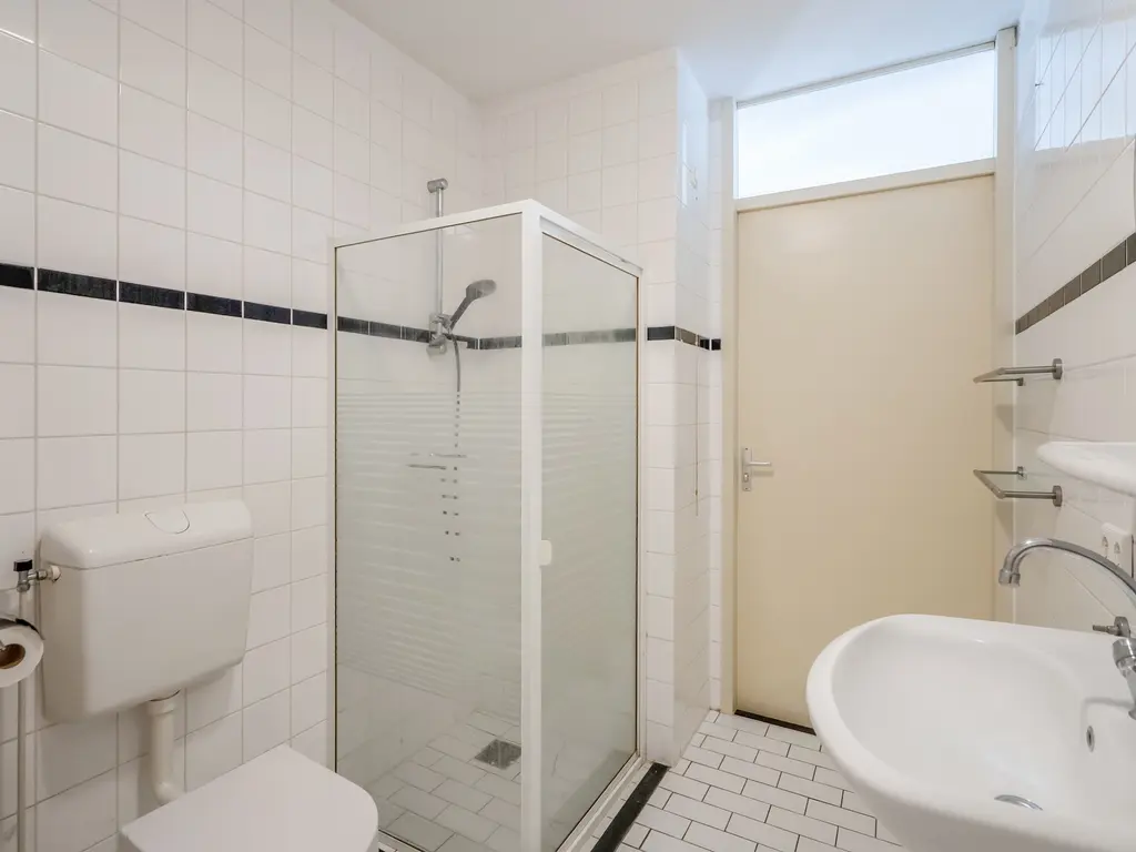 Koxwater 33, 'S-GRAVENHAGE