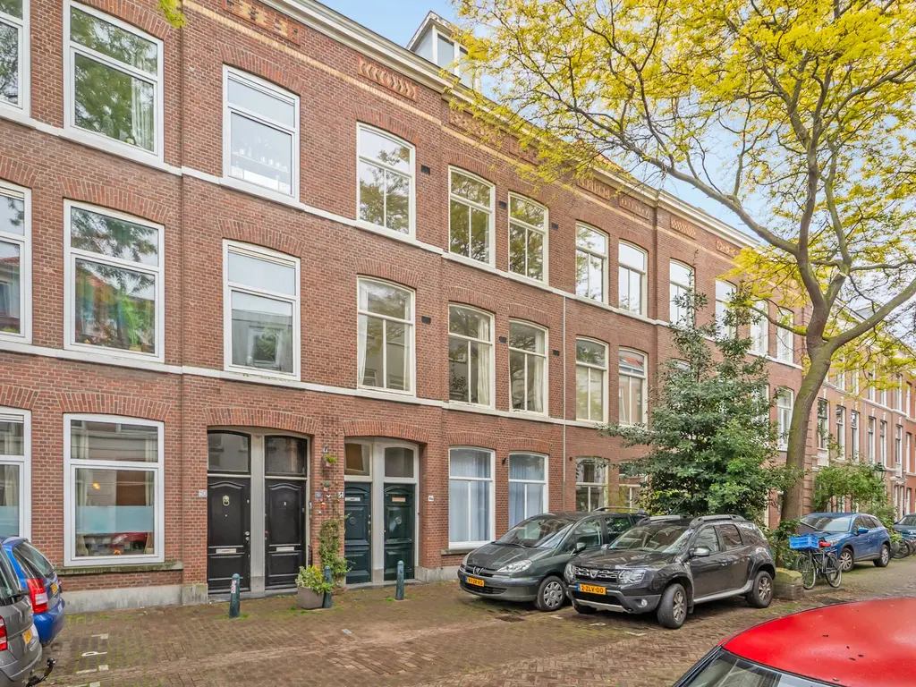 Hugo de Grootstraat 54, 'S-GRAVENHAGE