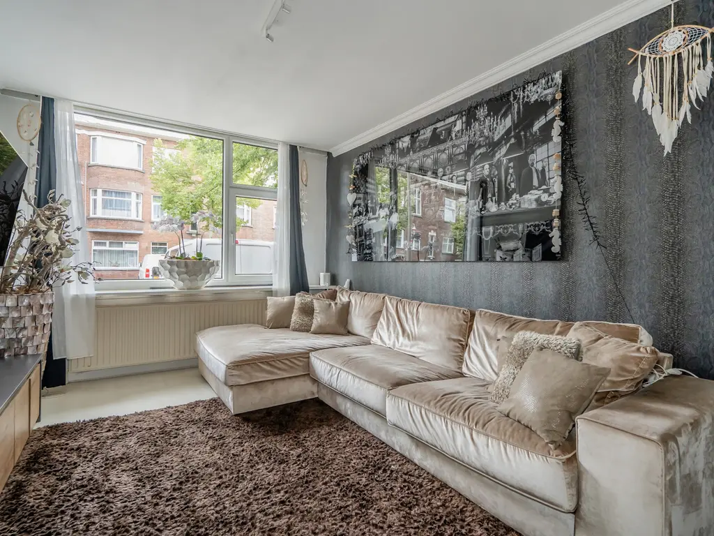 Van Zeggelenlaan 421, 'S-GRAVENHAGE