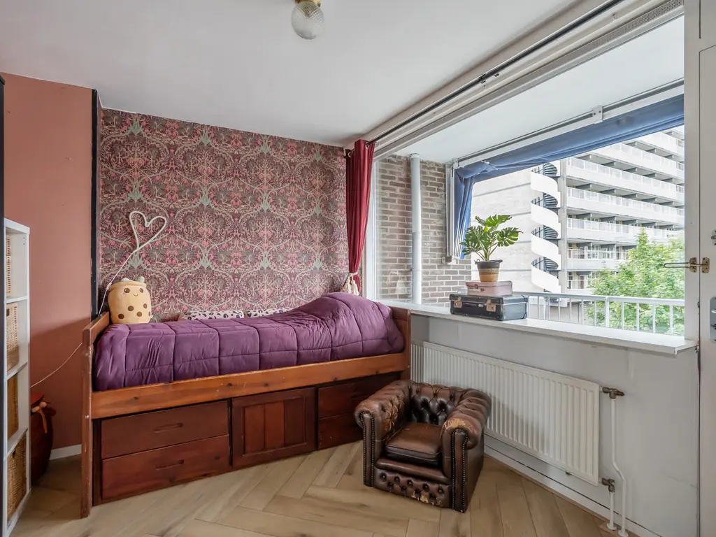 Alphons Diepenbrockhof 50, 'S-GRAVENHAGE