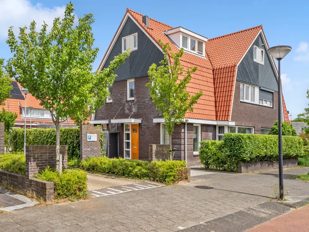 Gaasterlandlaan 90, 'S-GRAVENHAGE