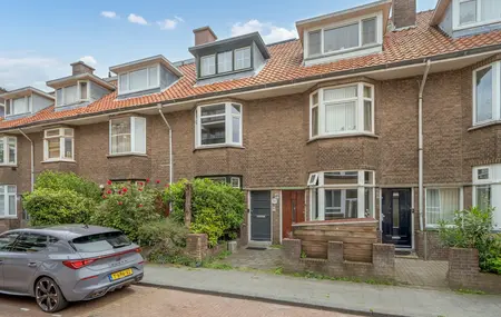 Rhenenstraat 38, 'S-GRAVENHAGE
