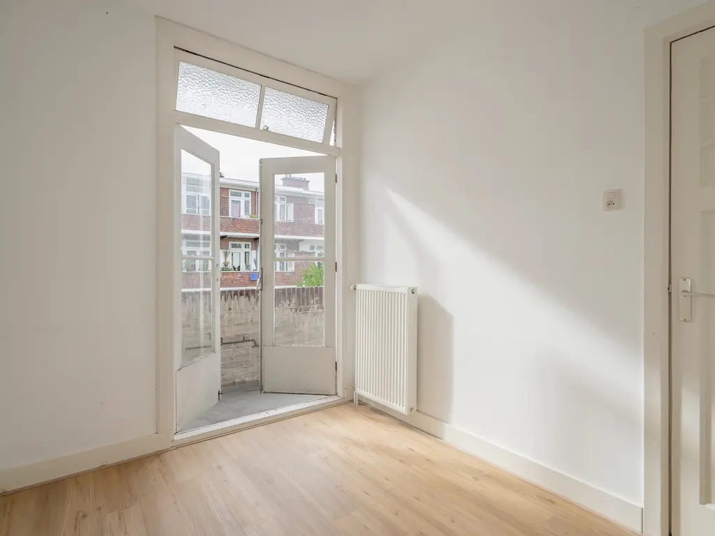 Perenstraat 21, 'S-GRAVENHAGE