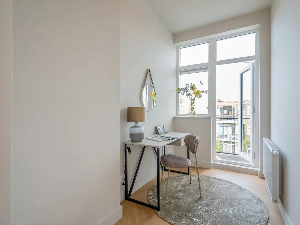 Esdoornstraat 77, 'S-GRAVENHAGE