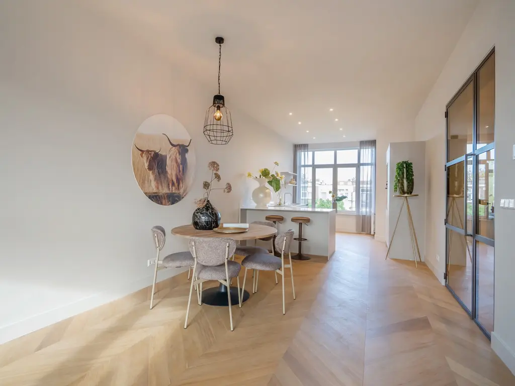 Esdoornstraat 77, 'S-GRAVENHAGE
