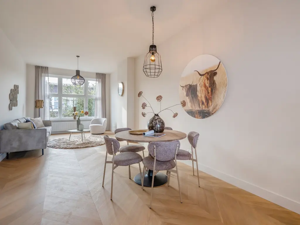 Esdoornstraat 77, 'S-GRAVENHAGE