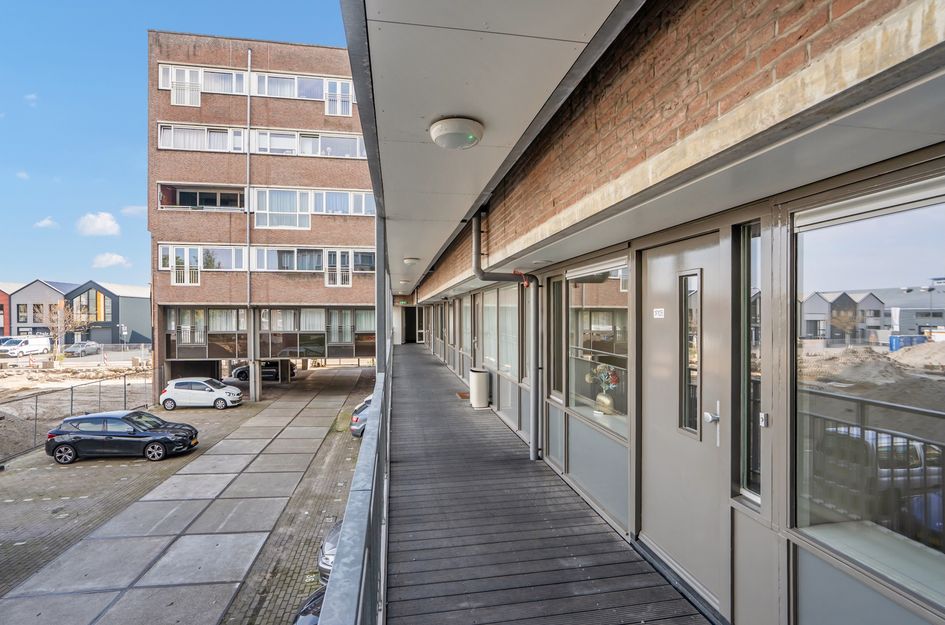 Appartement te koop: Koopmansstraat 1F105, Rijswijk