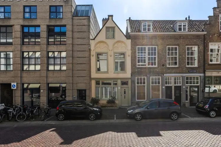 Steegoversloot 47, DORDRECHT