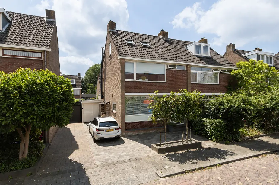 Plutolaan 12, DORDRECHT (foto 1)