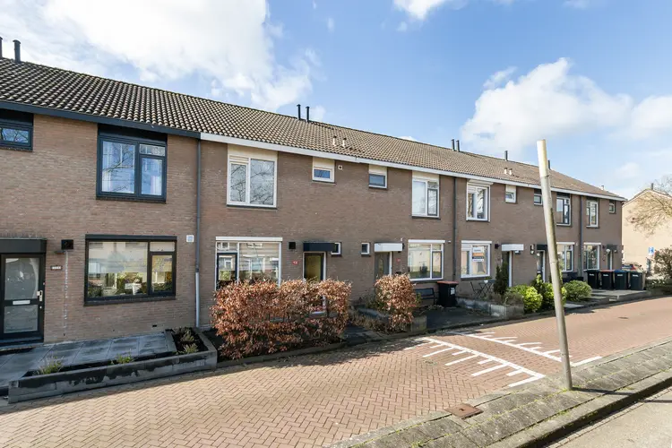 Pearl Buck-erf 102, DORDRECHT