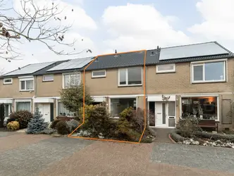 Lariksstraat 6, DORDRECHT (foto 1)