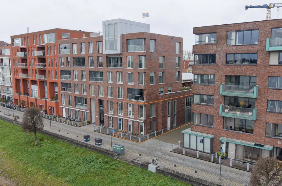 Plaet 8, PAPENDRECHT (foto 1)