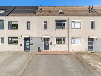 Van Doesburg-erf 74, DORDRECHT (foto 1)