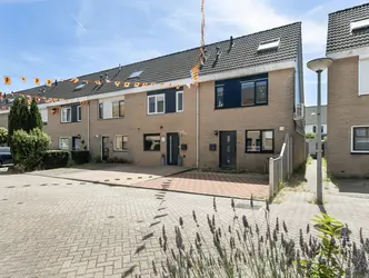 Johanna Naber-erf 378, DORDRECHT (foto 1)